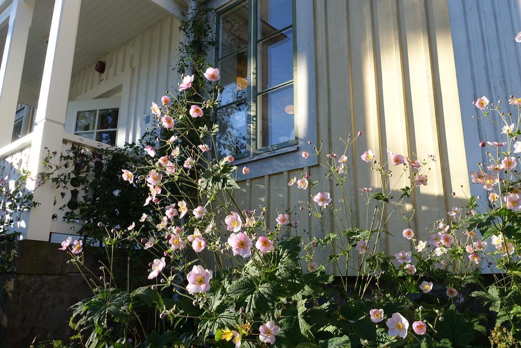 Vaexjoe Hostel Evedal エクステリア 写真
