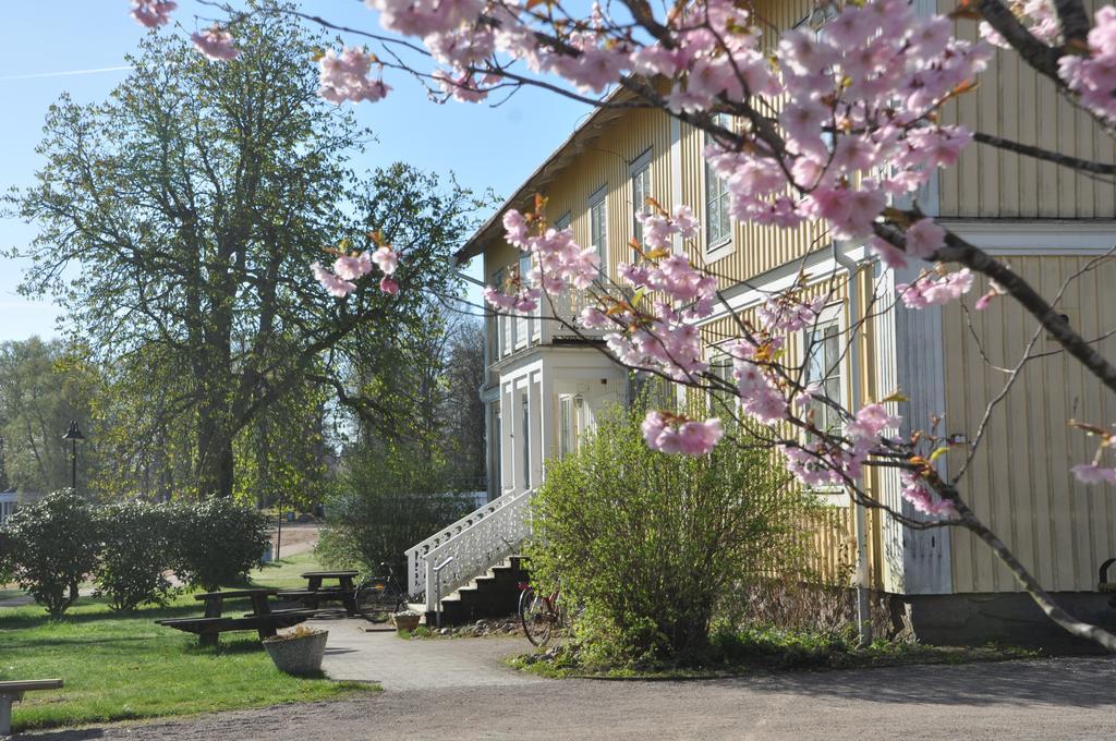 Vaexjoe Hostel Evedal エクステリア 写真